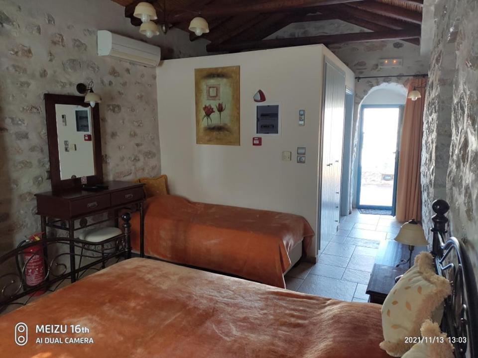 Petrounis Hotel Areopoli Exteriör bild